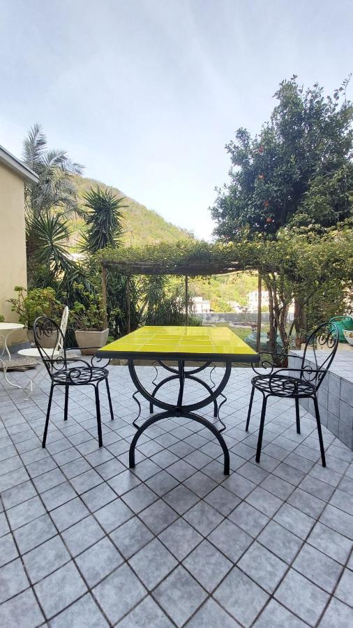 Bed and Breakfast L'Antico Giardino Vietri Exterior foto